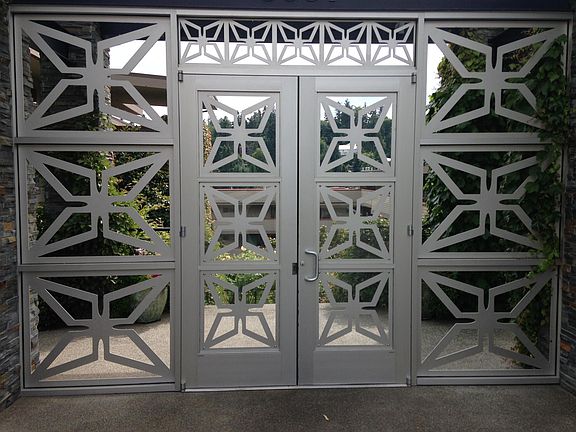Controlled entry gate