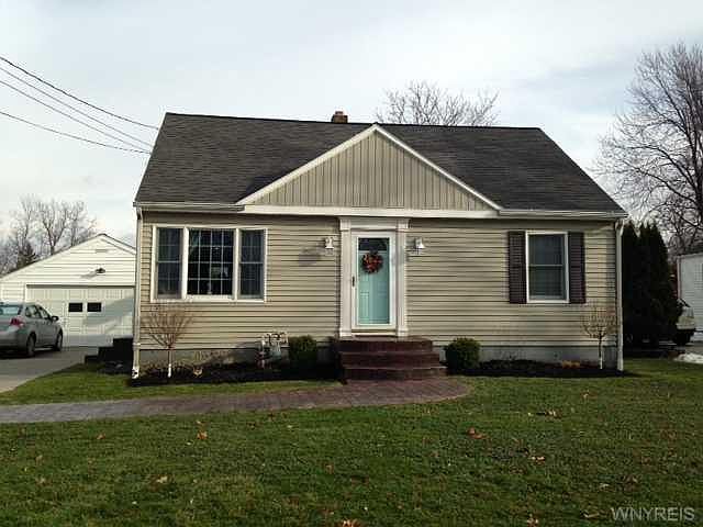 1st image of 5743 Walden Dr