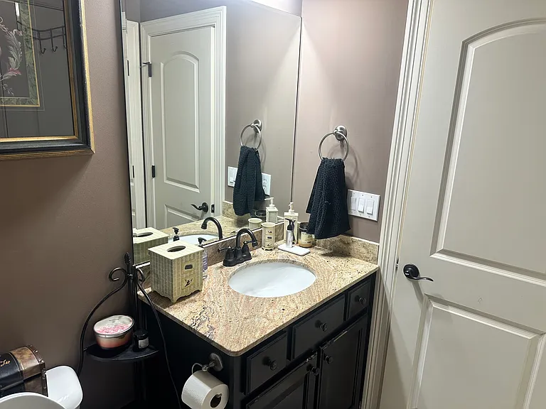 9500 Hayden Creek Ct — Photo 11