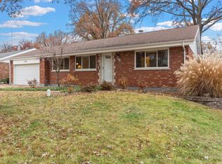 6115 Willow Bend Dr, Saint Louis, MO 63123