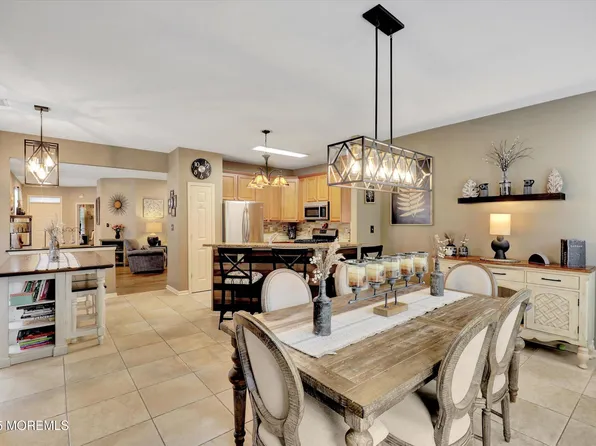 75 Stamford Drive, Jackson, NJ 08527