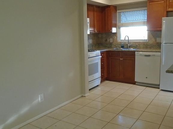Kitchen with Kitchen Nook