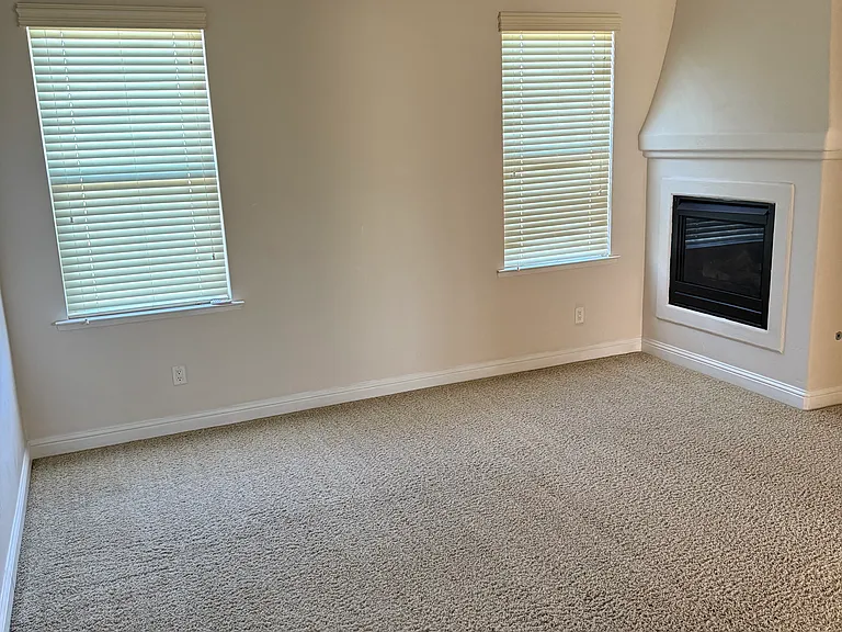 5898 N Shiraz Ave — Photo 19