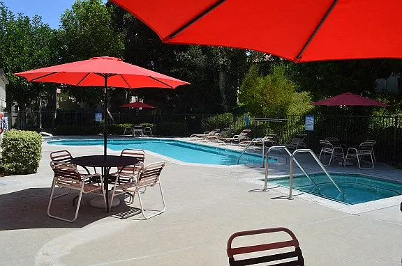 Heritage Oaks Senior Apartments — Photo 12