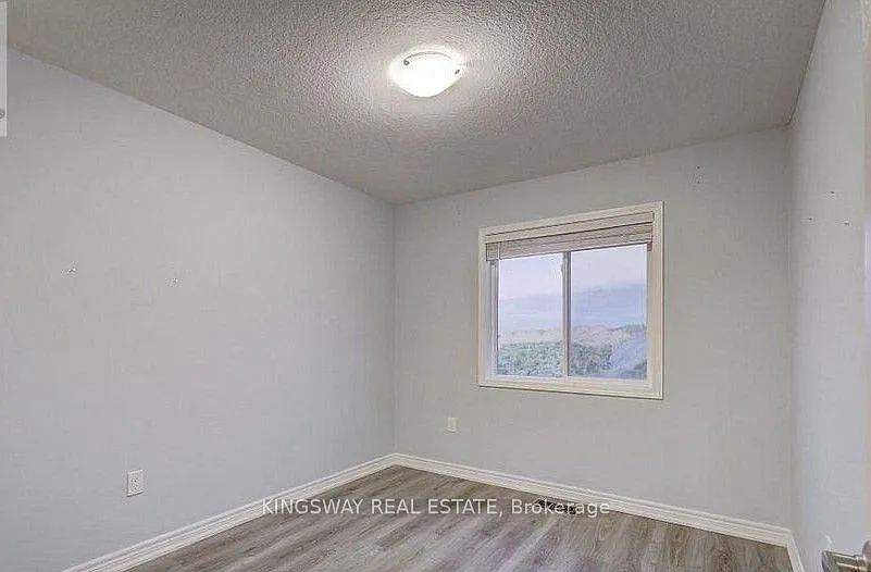 3 bed, $2,700 — Photo 4