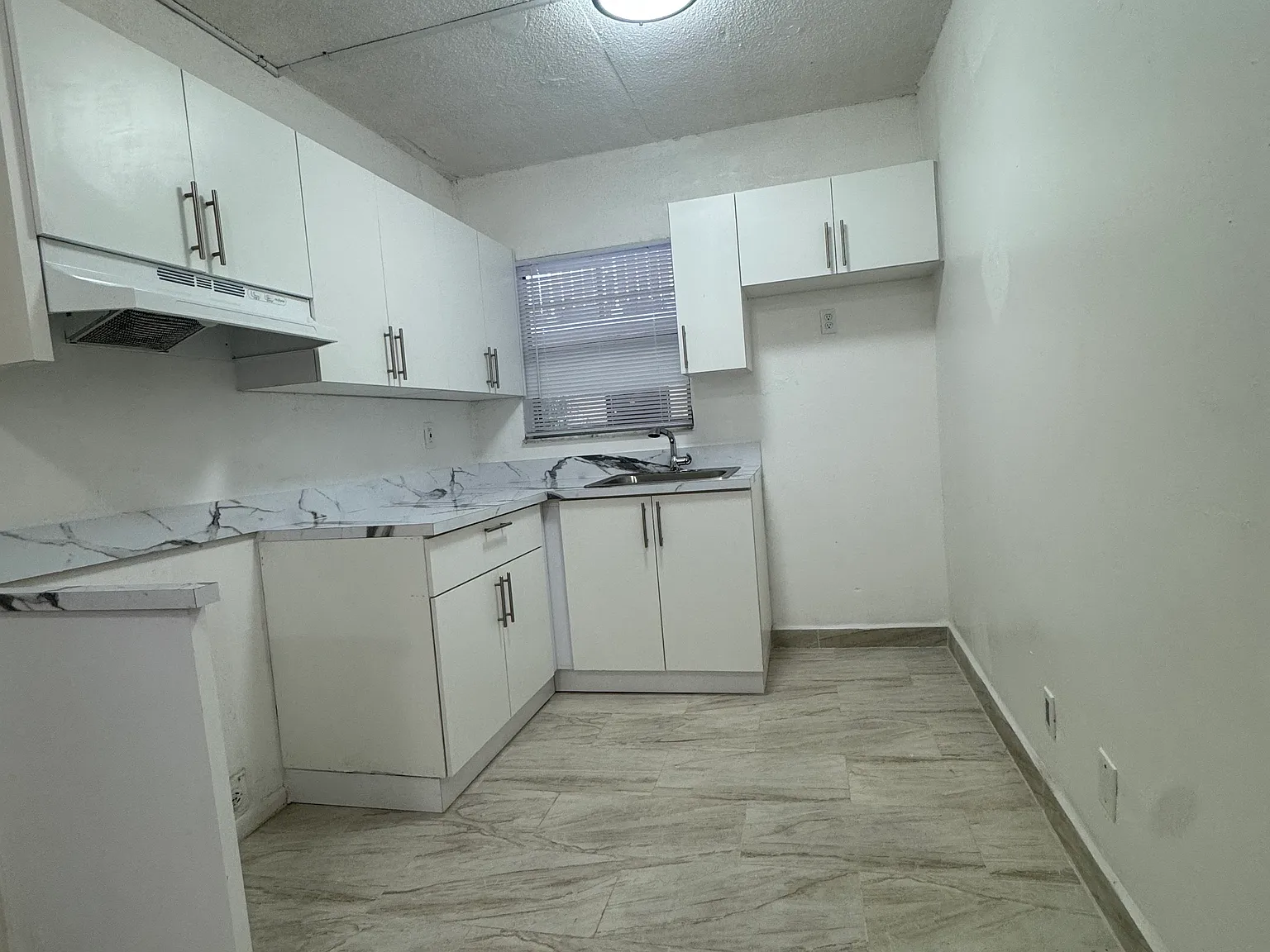 2245 Madison St — Photo 4