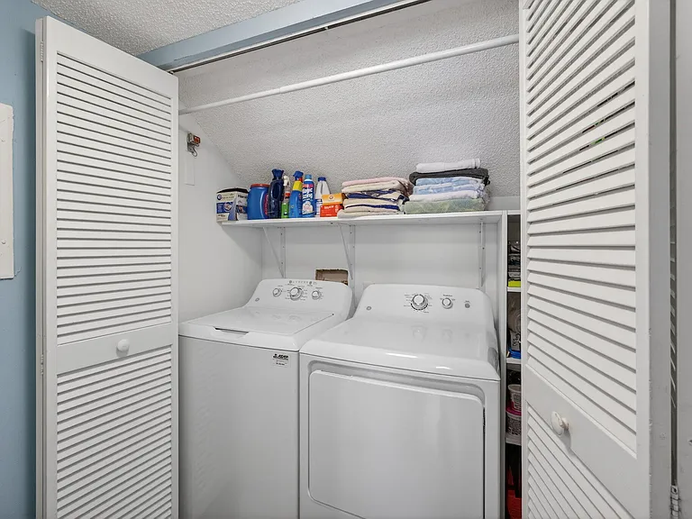 1206 Mainsail Cir — Photo 36