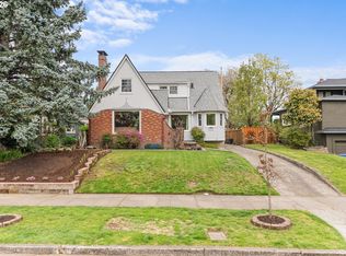7017 NE Sacramento St, Portland, OR