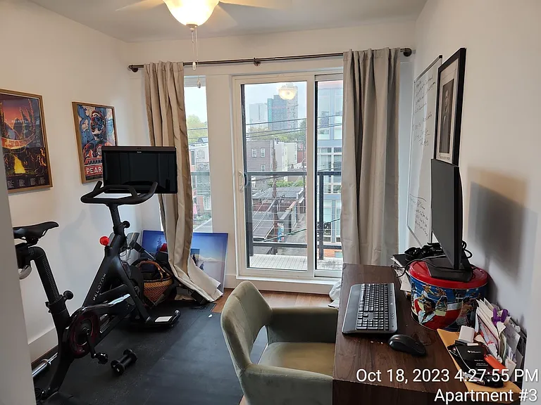 2nd bedroom or office space (furnished)