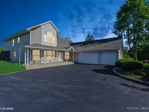 38030 N Golf Ln, Wadsworth, IL 60083