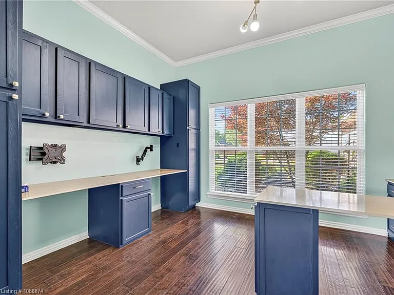 3725 Colfax Way — Photo 18