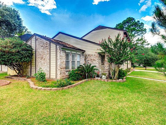 3rd image of 6127 Arcadian Shores Dr