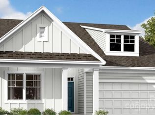 10129 Whitaker Pointe Dr, Huntersville, NC 28078