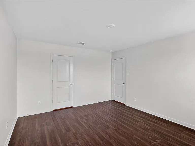 3819 Leighton Hbr — Photo 12