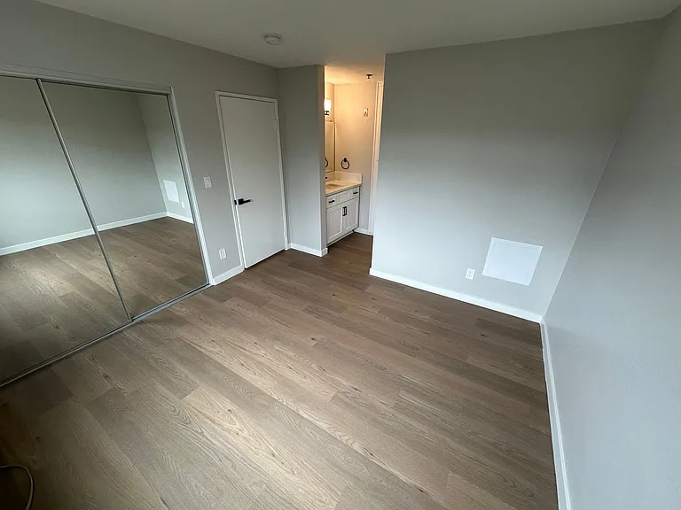 1400 Venice Blvd.- Modern Living in the Heart of Venice Renovated 2 Bedroom Units — Photo 42