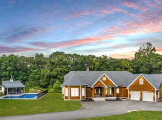 1221 Flanders Rd, Groton, CT 06355