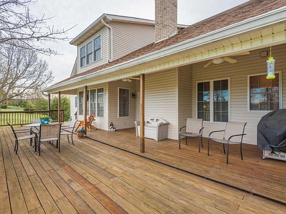 5th image of 1622 Foxfire Cir