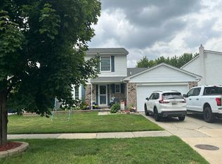 44646 Forest Trail Dr, Canton, MI 48187