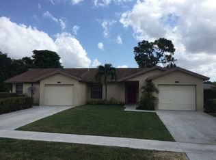 814 Peppertree Ct, Wellington, FL 33414