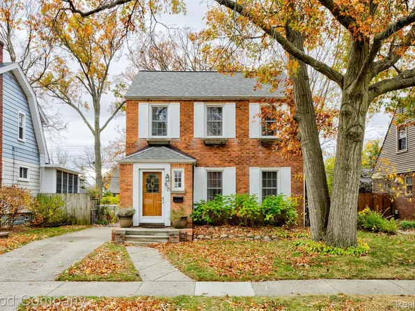 825 W Hazelhurst St, Ferndale, MI 48220