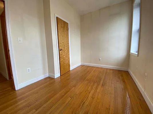 Rented by Best Apartments North Inc | media 30