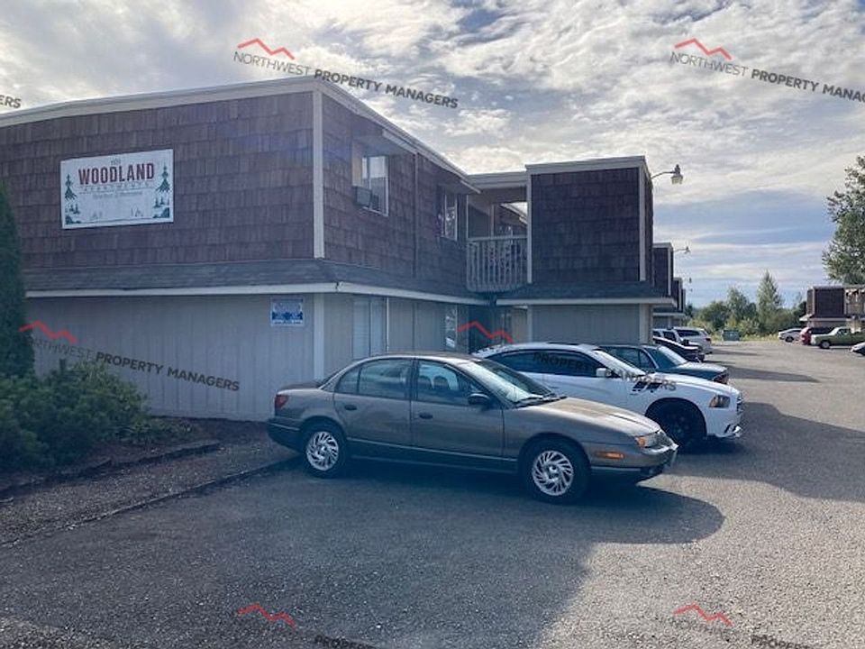 1st image of 1101 Woodland Ave #18