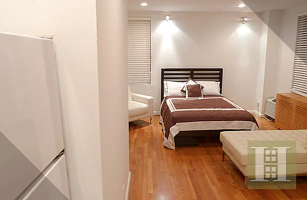 Rented by Halstead Real Estate | media 118