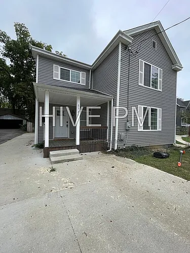 5735 Peabody Ave Photo 1