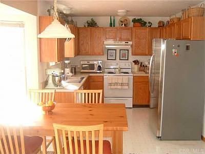 5th image of 1848 Dauphin Dr
