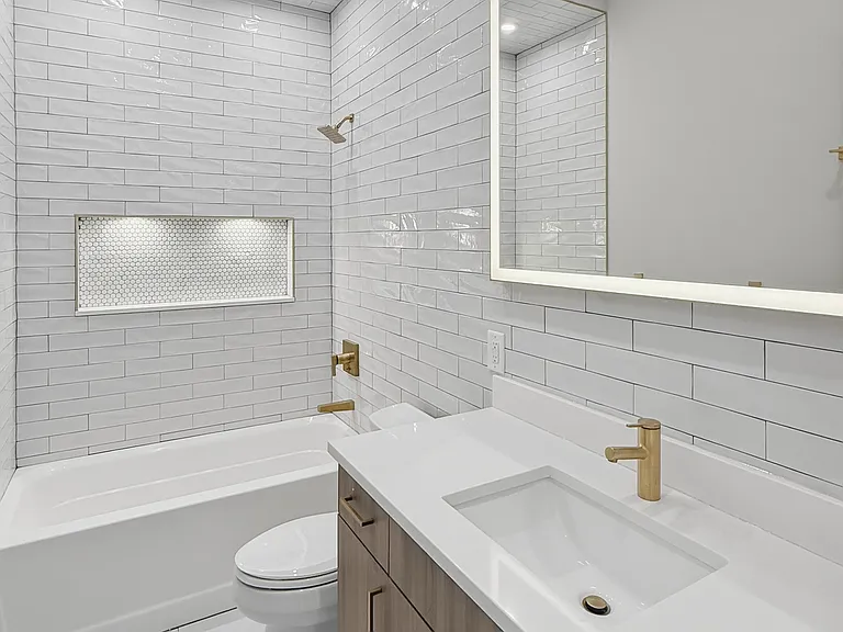 29 Clinton Ave #2A — Photo 18