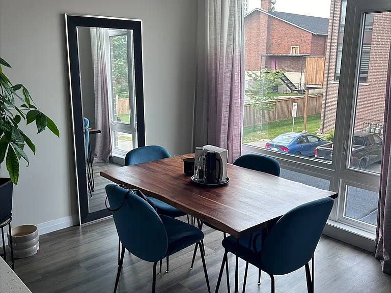 270 Melvin Ave #20 — Photo 5