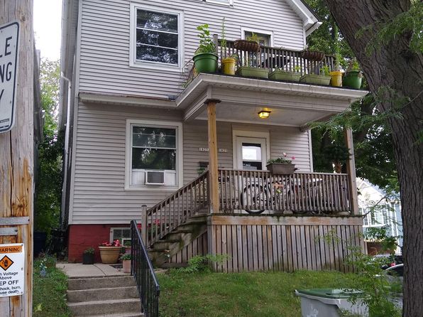 1825 N Astor St UNIT A