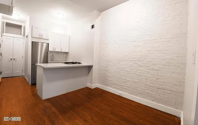 Rented by Corcoran | media 34