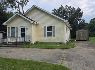 1021 E Cherry St, Milan, TN 38358