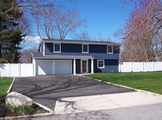 17 Moriches Rd, Lake Grove, NY 11755