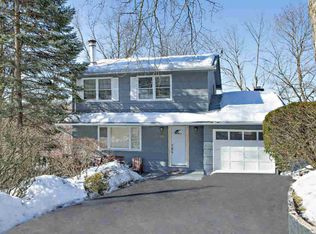 204 Canterbury Rd, White Plains, NY 10607