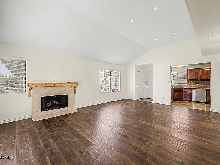10115 E Mountain View Rd #2047 — Photo 5