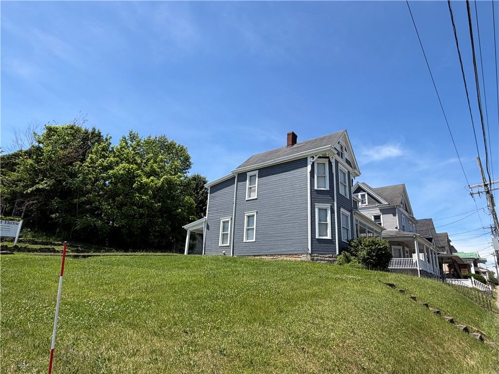 784 E High St, Waynesburg, PA - View 4