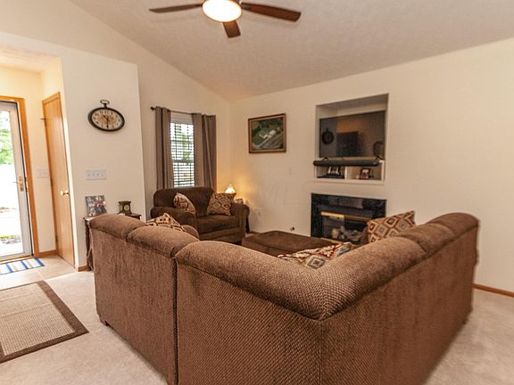 2nd image of 6026 Federalist Dr