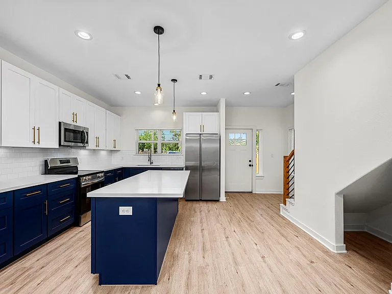 5700 Elysian St — Photo 5