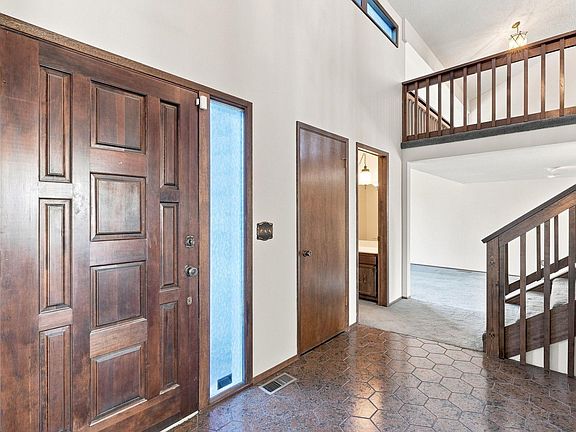 3rd image of 3027 W 22nd Ave