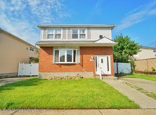 176 Rye Ave, Staten Island, NY 10312