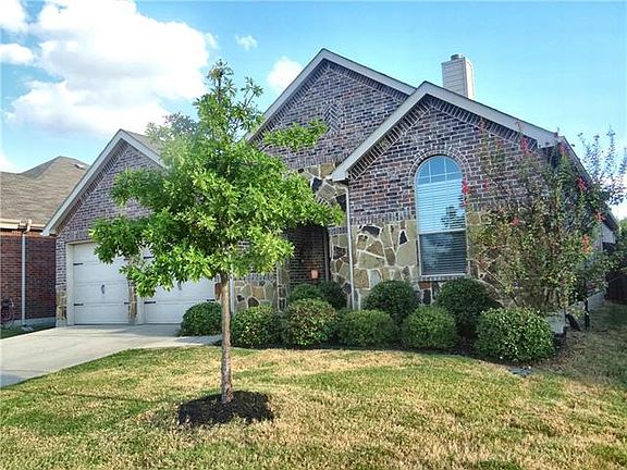 3rd image of 5105 Sugarberry Dr