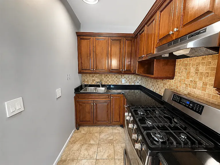 519 Atlantic Ave #3 — Photo 8