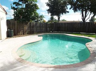 4913 SW 13th St, Fort Lauderdale, FL 33317