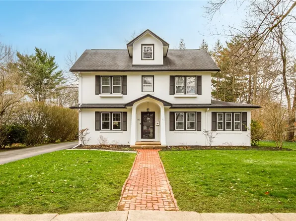 113 Stoneleigh Ct, Rochester, NY 14618