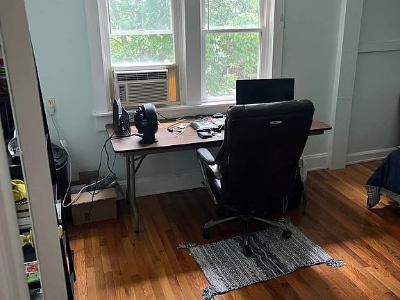 4th image of 341 Cassatt Ave