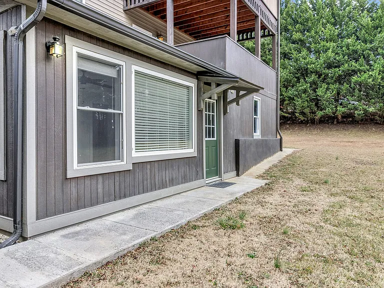 116 Unaka Ave #2 — Photo 18