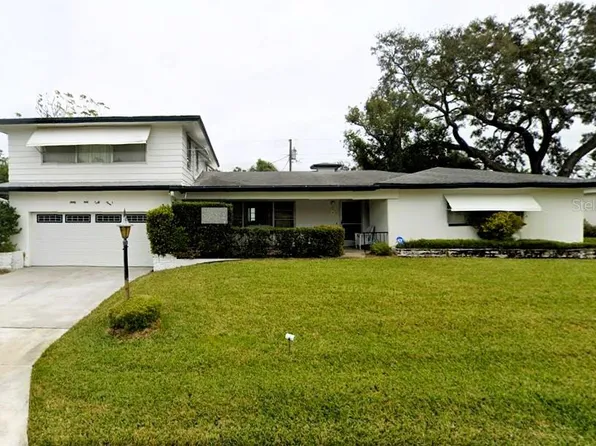 2347 Watrous Dr, Dunedin, FL 34698