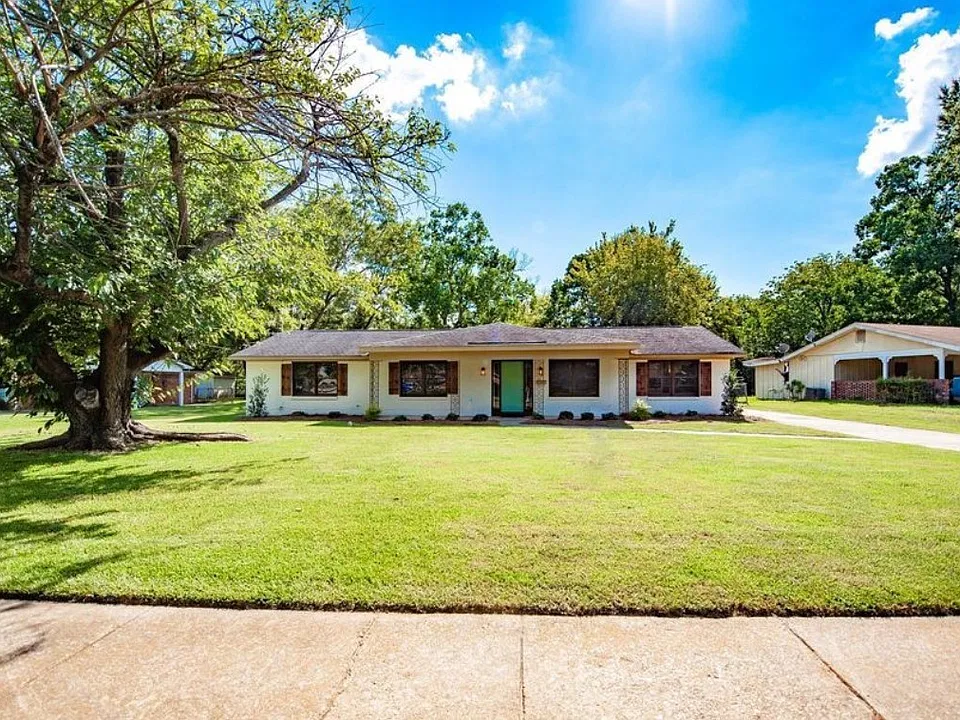 2758 Baldwin Brook Dr